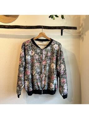Vintage Textured Cottage Floral Zip up Bomber Sweater Gnome Jacket